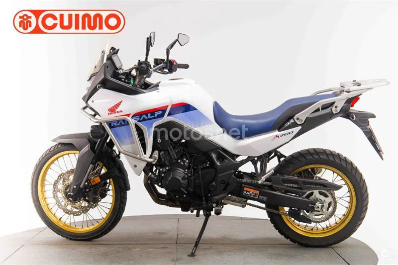 Honda XL 750 Transalp – Vista 8
