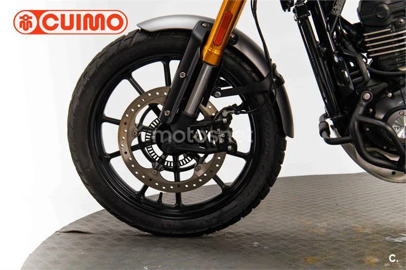 Triumph Scrambler 400 X – Vista 21
