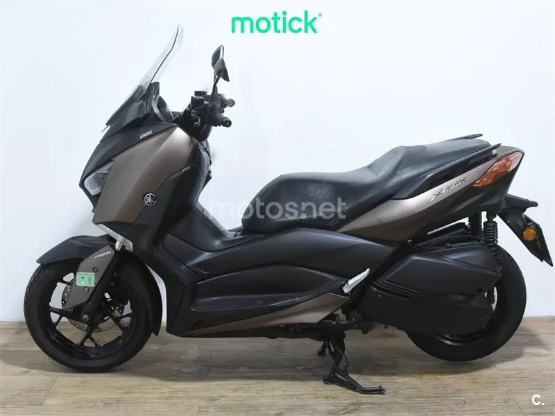 Yamaha XMAX 300 – Vista 7