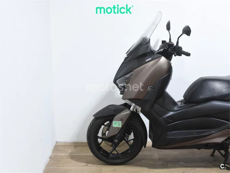 Yamaha XMAX 300 – Vista 8