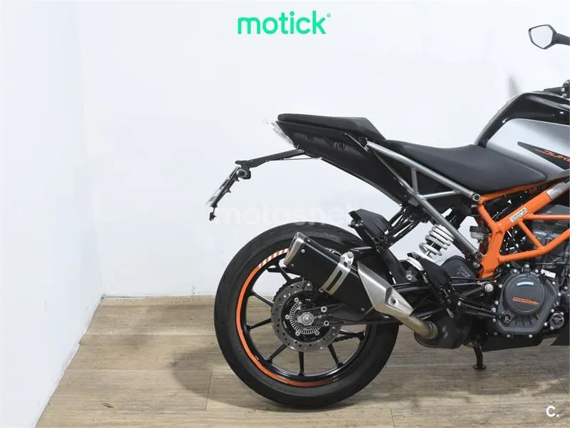 KTM 125 – Vista 3