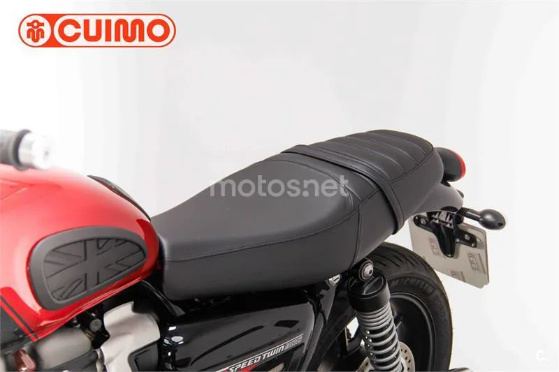 Triumph Speed Twin 900 – Vista 22