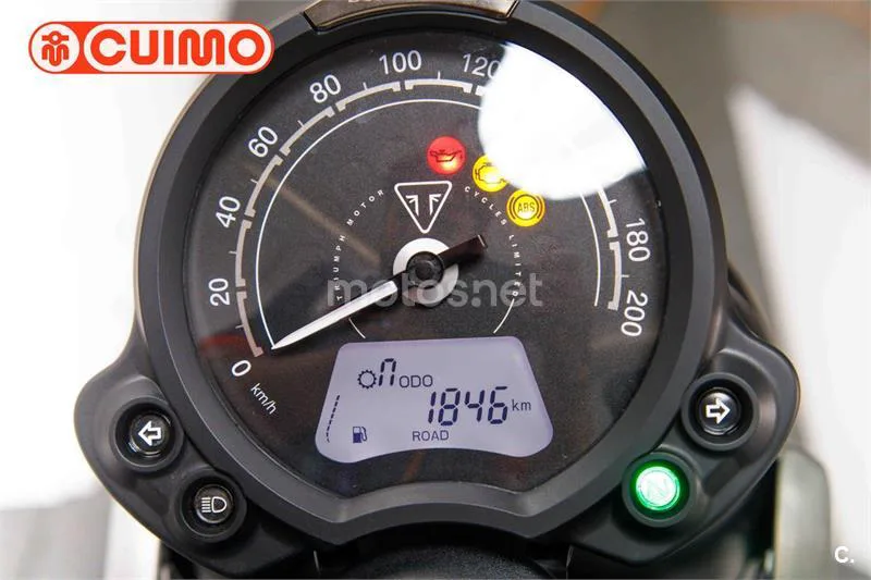 Triumph Speed Twin 900 – Vista 23