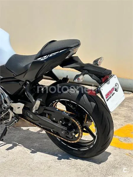 Kawasaki Z650 – Vista 3