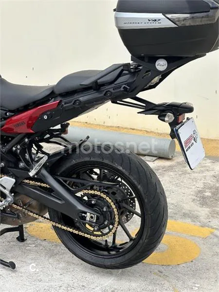 Yamaha MT-09 – Vista 3