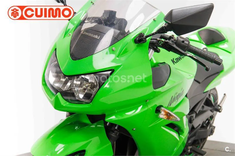 Kawasaki Ninja 250 R – Vista 22