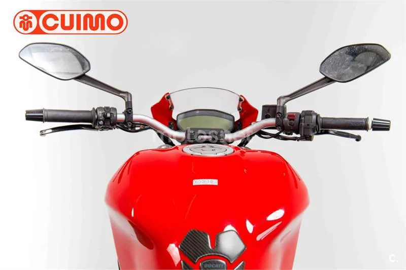 Ducati Monster 821 – Vista 17