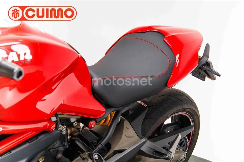 Ducati Monster 821 – Vista 23