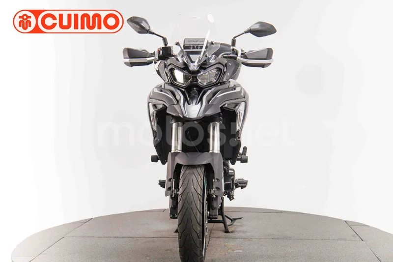 Benelli TRK 702 – Vista 10