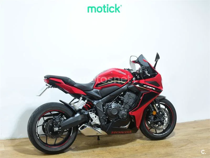 Honda CBR 650 R – Vista 10