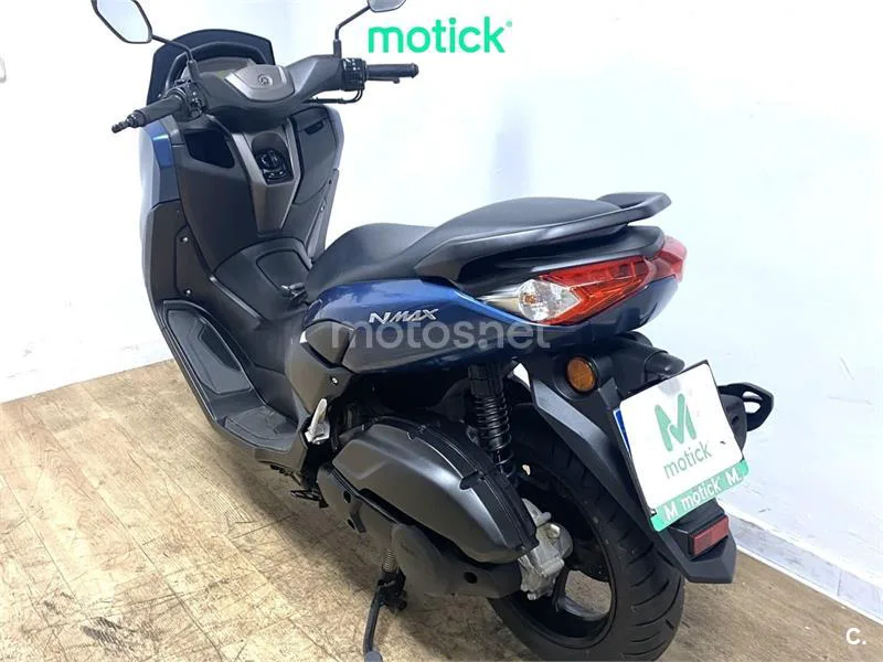 Yamaha NMAX – Vista 9