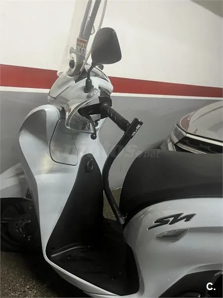 Honda SH 350i – Vista 5