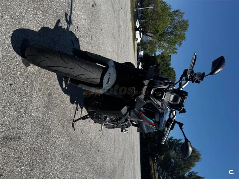 Yamaha MT-09 – Vista 2