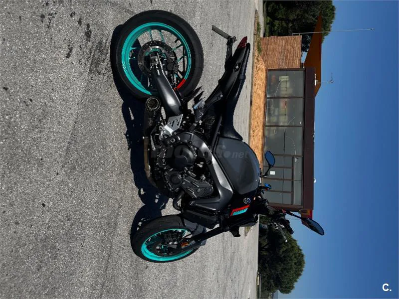 Yamaha MT-09 – Vista 4