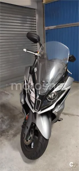 Kymco Super Dink 350 – Vista 4