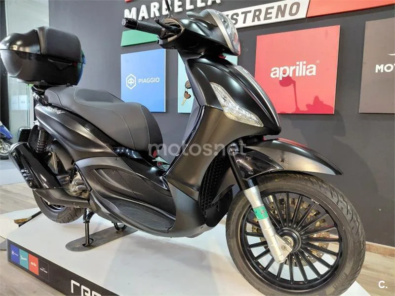Piaggio Beverly 300 – Vista 3