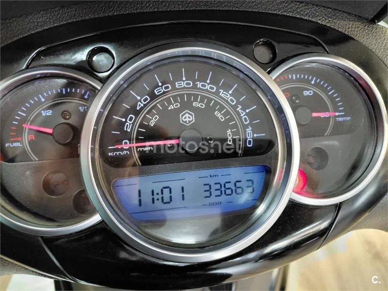 Piaggio Beverly 300 – Vista 9