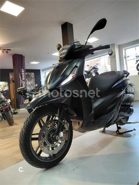 Piaggio Beverly – Vista 5