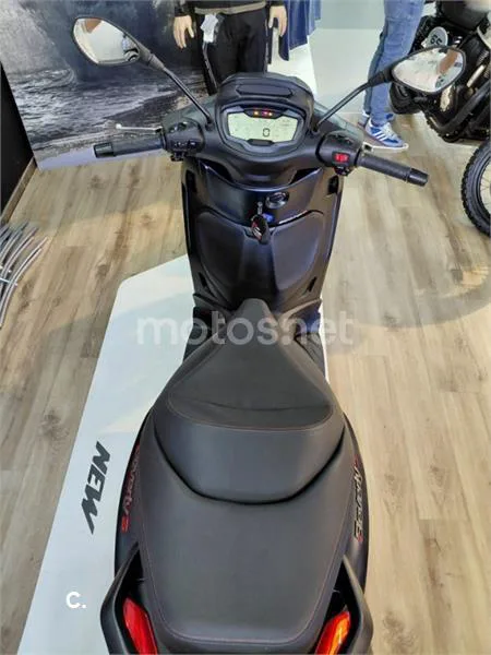 Piaggio Beverly – Vista 8