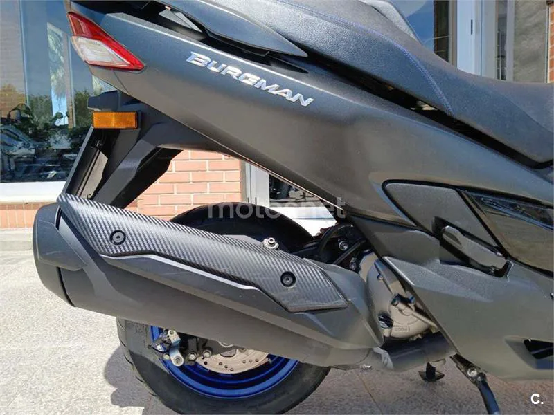 Suzuki Burgman 400 – Vista 4