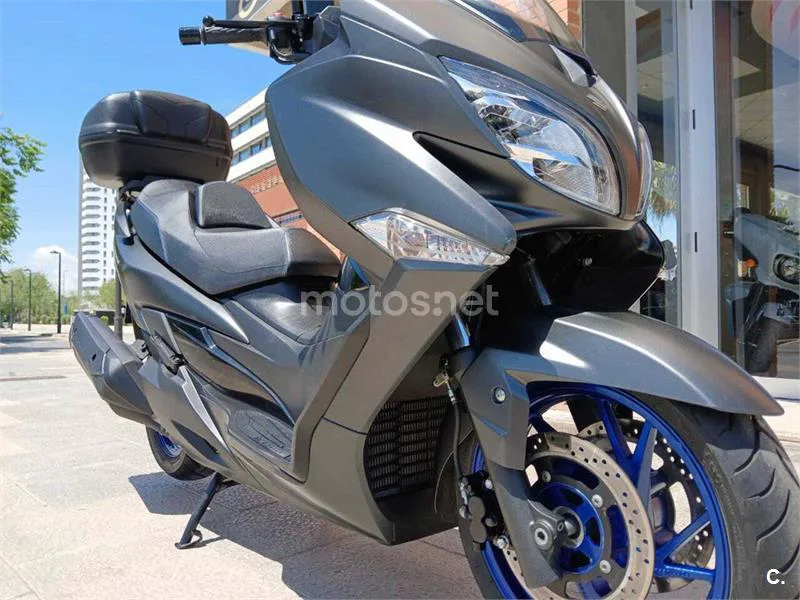 Suzuki Burgman 400 – Vista 7