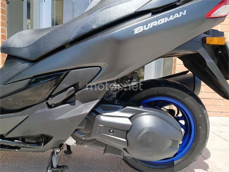 Suzuki Burgman 400 – Vista 8