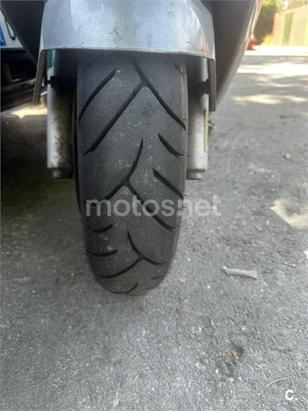 Kymco Grand Dink 125 – Vista 6