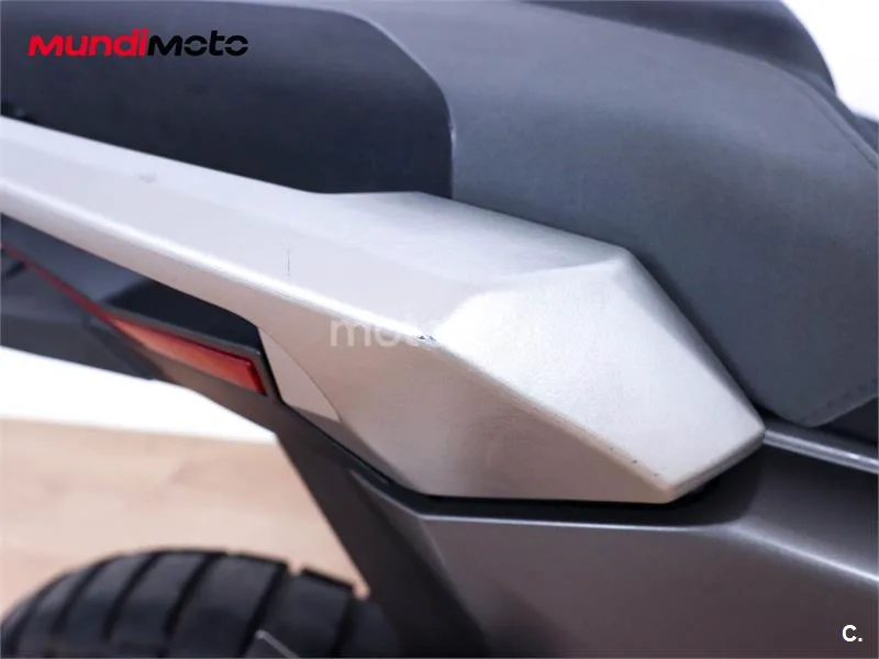 Honda X-ADV – Vista 14