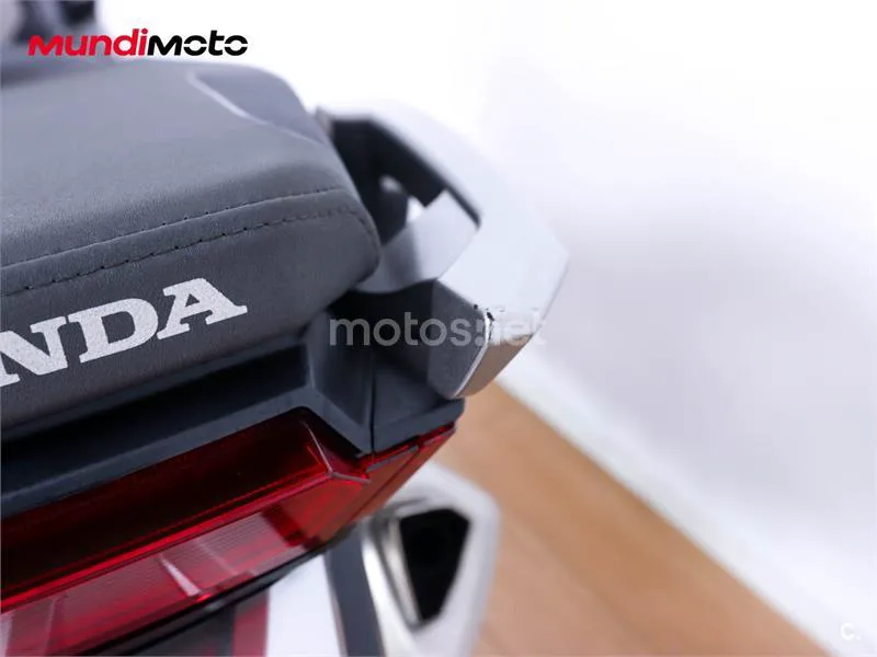 Honda X-ADV – Vista 19