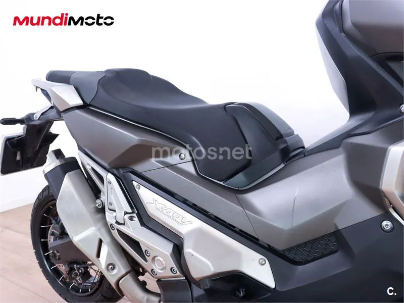 Honda X-ADV – Vista 29