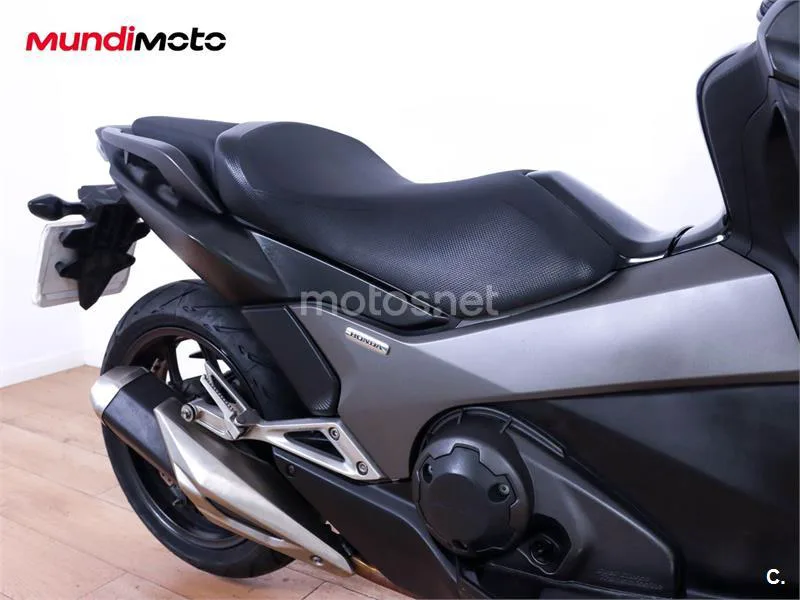 Honda Integra – Vista 17