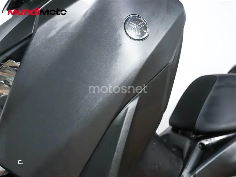Yamaha XMAX 300 – Vista 14
