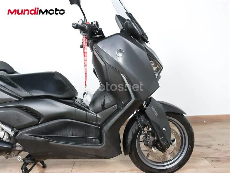 Yamaha XMAX 300 – Vista 16