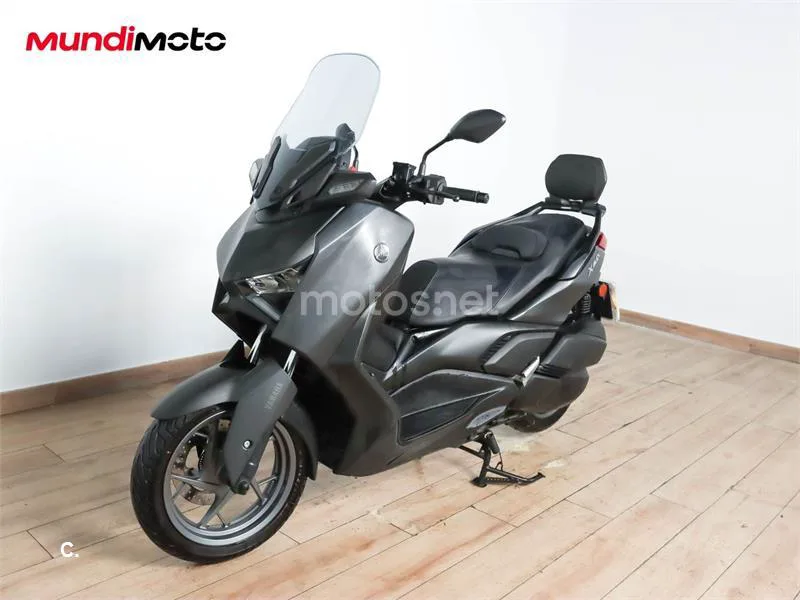 Yamaha XMAX 300 – Vista 7