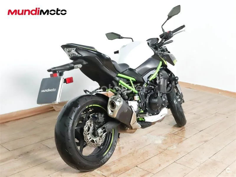 Kawasaki Z900 – Vista 3
