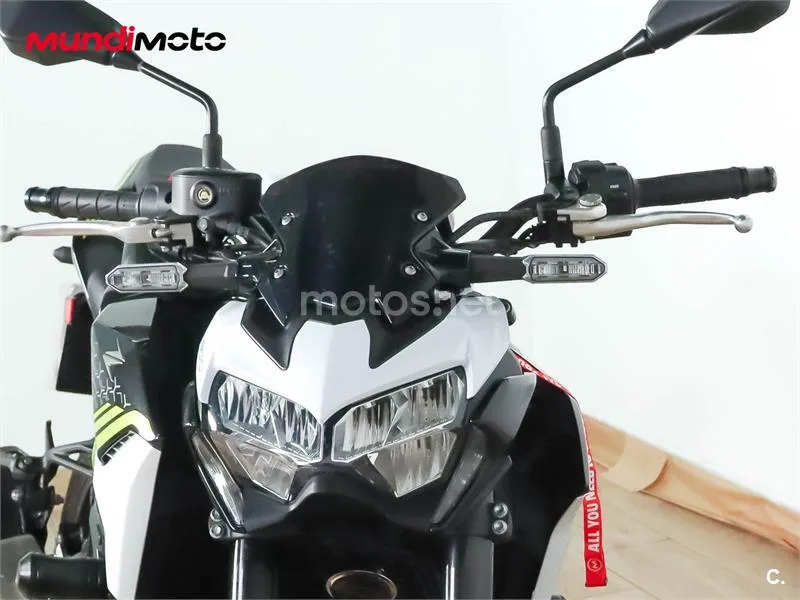 Kawasaki Z900 – Vista 5