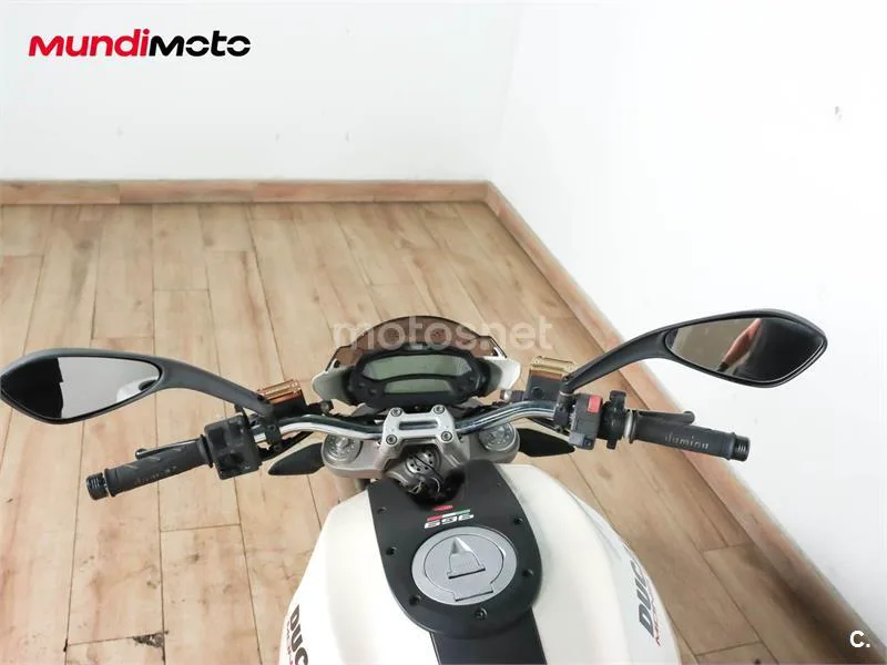 Ducati Monster 696 – Vista 11