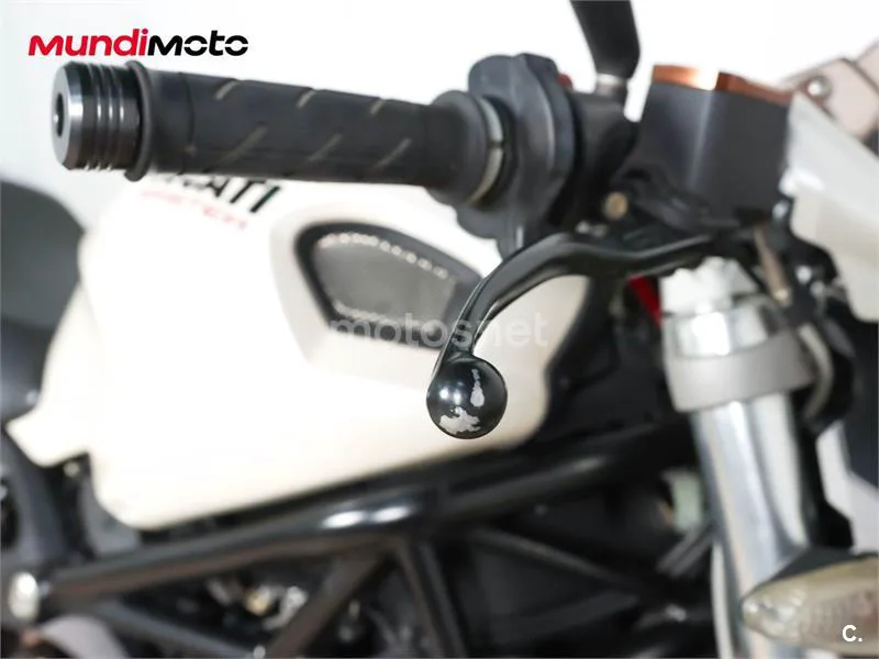 Ducati Monster 696 – Vista 14