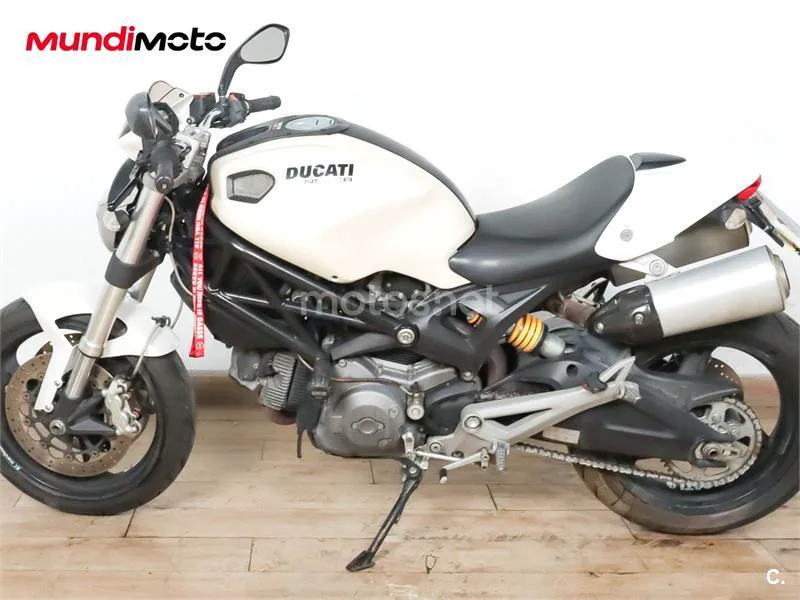 Ducati Monster 696 – Vista 6