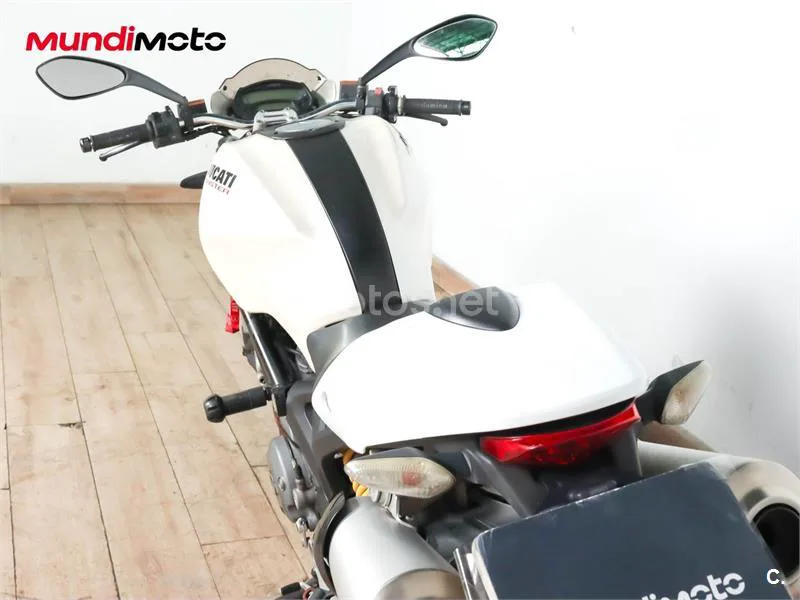Ducati Monster 696 – Vista 9