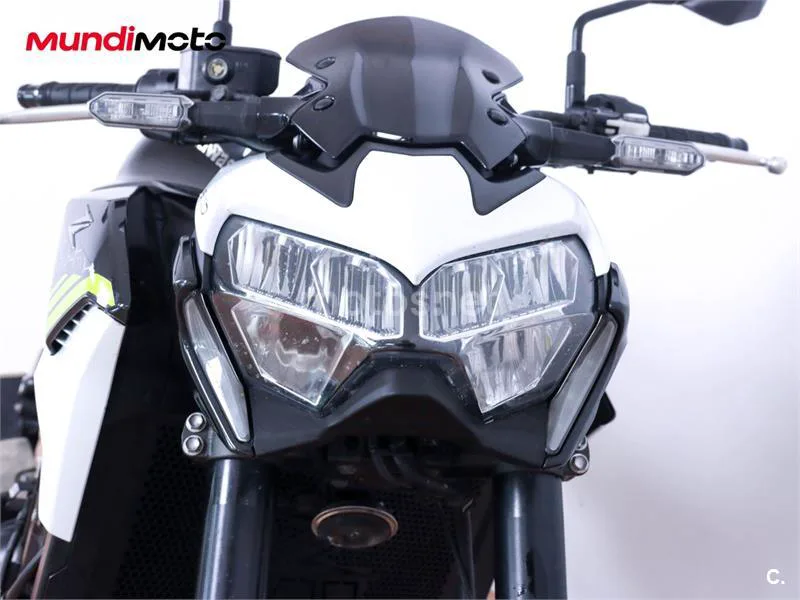 Kawasaki Z900 – Vista 5