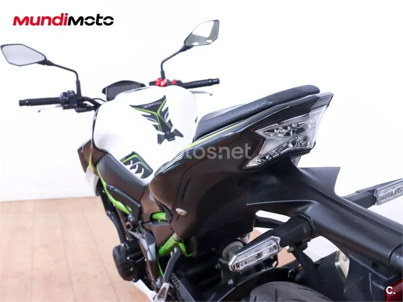 Kawasaki Z900 – Vista 9