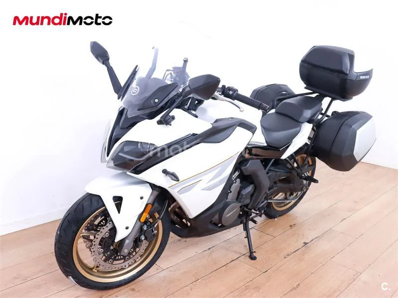 CFMOTO 650GT – Vista 7