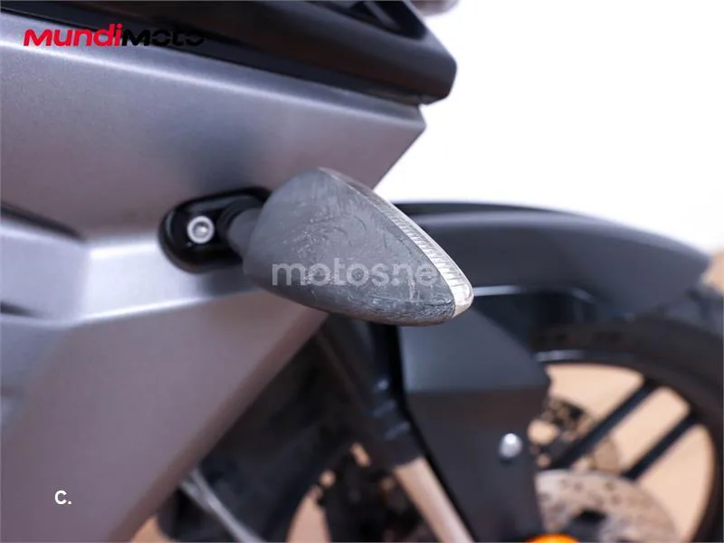 Triumph Tiger 800 – Vista 24