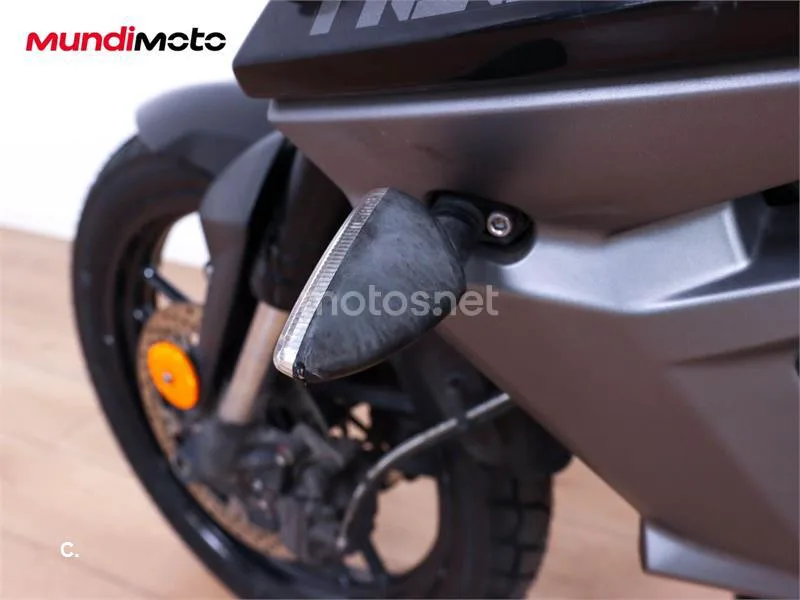 Triumph Tiger 800 – Vista 25