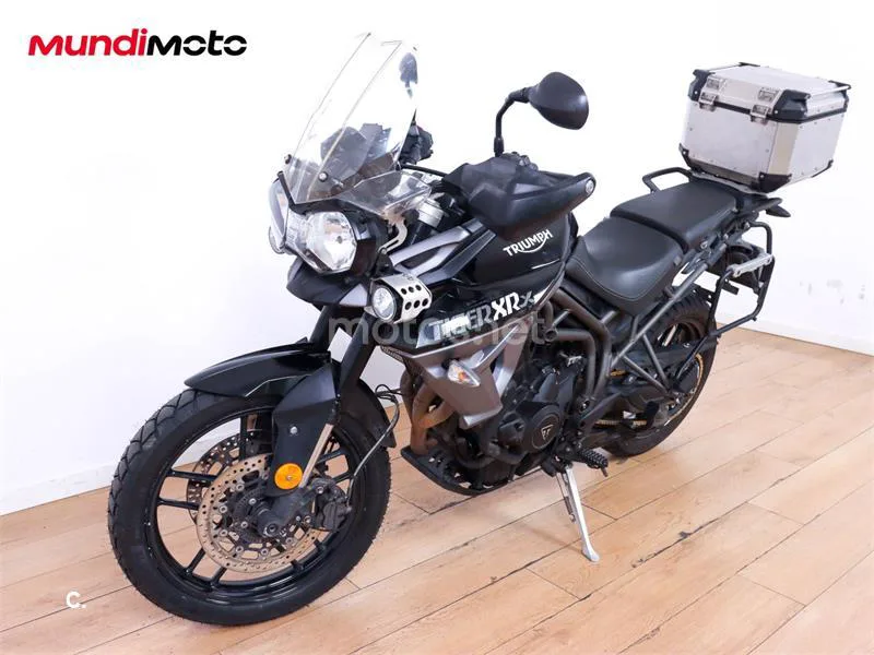 Triumph Tiger 800 – Vista 7