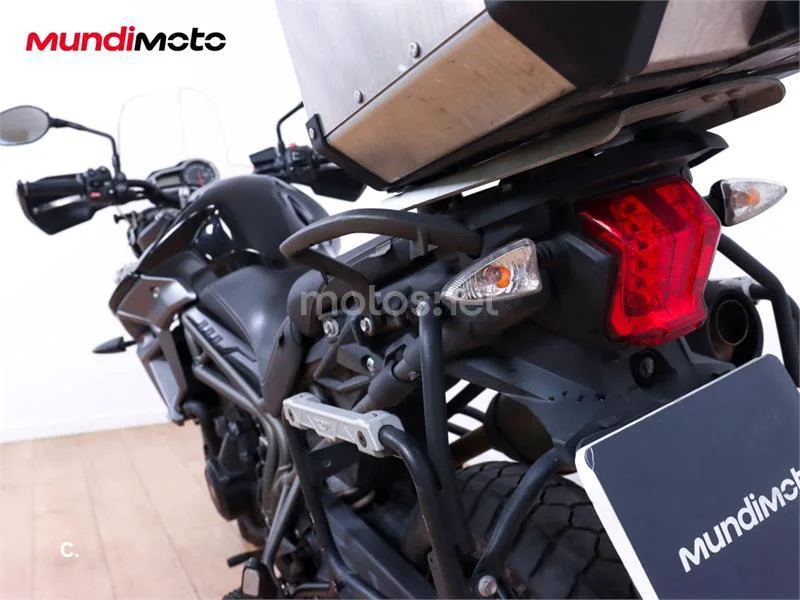 Triumph Tiger 800 – Vista 9