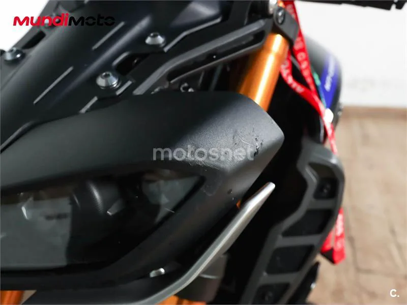 Yamaha MT-09 – Vista 20