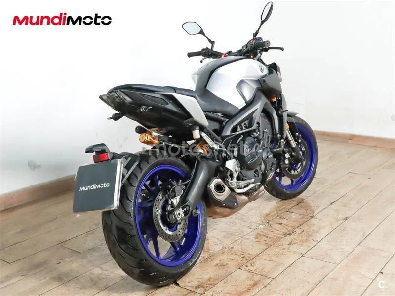 Yamaha MT-09 – Vista 3