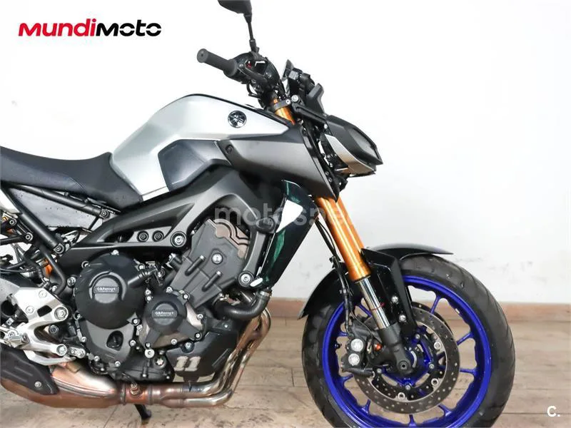 Yamaha MT-09 – Vista 21
